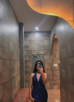 Aahana Dhawan - Transsexual escort in New Delhi Photo 15 of 22