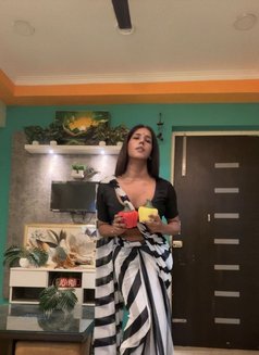 Aahat Mistress - Transsexual escort in Noida Photo 7 of 8