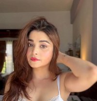 Aakansha Pandey - escort agency in Mumbai