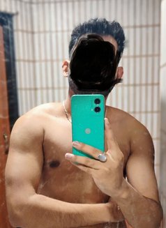 Aakash - Male escort in Bangalore Photo 1 of 3