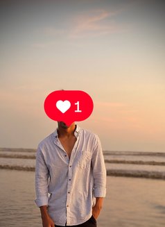 Aakashhh - Male escort in Pune Photo 10 of 12