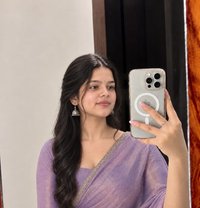 Aakriti cam session or real meet - escort in Hyderabad Photo 1 of 4