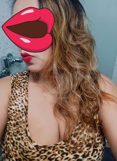 AAKRITI🫦(DIV🧶RCE) REALMEET & WEBCAM - puta in New Delhi Photo 15 of 29