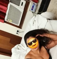 Aakriti (Divorce) Girl Cam & Realmeet - escort in New Delhi