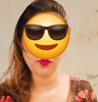 Aakriti (Div🧶rce) Girl Cam & Realmeet - escort in New Delhi