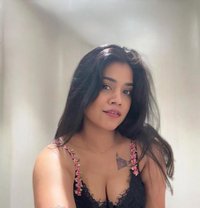 Aaliya - puta in Pune