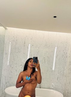 Aaliya Fallen - Transsexual escort in Colombo Photo 30 of 30