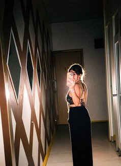 Aaliya - escort in Dubai Photo 2 of 4