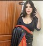 Aaliya - puta in Dubai Photo 6 of 8