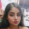 Aaliya - puta in Dubai Photo 4 of 7
