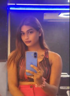 Aaliya shemale top bdsm in koparkhairne - Acompañantes transexual in Navi Mumbai Photo 11 of 12