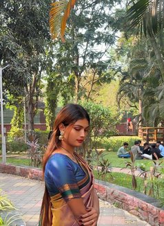 Aaliya Shemale Top - Transsexual escort in Navi Mumbai Photo 7 of 10