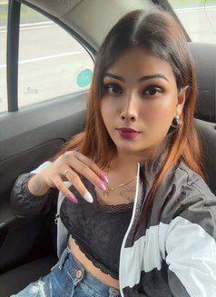 Aaliya Shemale Top - Transsexual escort in Navi Mumbai Photo 9 of 10