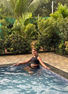 Aaliya Shemale Top - Acompañantes transexual in Navi Mumbai Photo 10 of 10