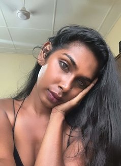Aaliya - Intérprete transexual de adultos in Colombo Photo 29 of 30