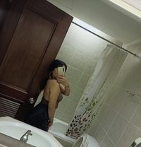 Aaliyah - puta in Manila
