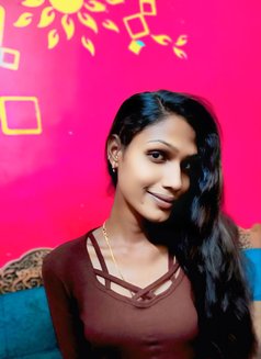 Aaliyah - Transsexual escort in Chennai Photo 2 of 3