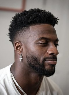 Aalok - Male escort in Chennai Photo 1 of 2