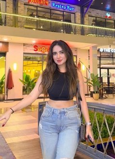 Aalya - escort in Chennai Photo 1 of 3