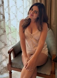 Aalya - escort in Chennai Photo 1 of 2