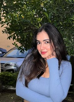 Shrija - escort in Kolkata Photo 2 of 3