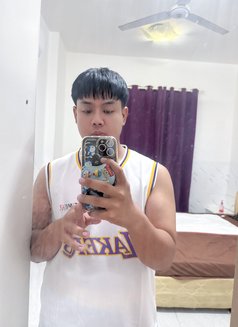 New man and first time - Male escort in Muscat Photo 3 of 12