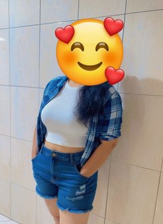 Aami - escort in Dubai Photo 2 of 2