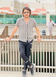 Aamir - Acompañantes masculino in Dubai Photo 2 of 7