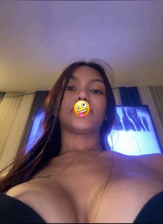 Aamirah in town - Agencia de acompañantes transexuales in Manila Photo 5 of 8