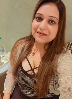 Aanchal Newly Wedded Independent🥰 - puta in Abu Dhabi Photo 9 of 10