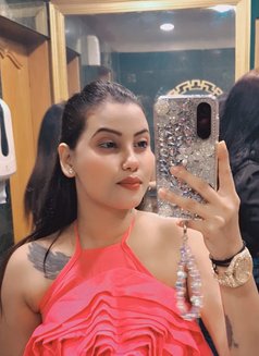 Aanchal Sharma - escort in Chandigarh Photo 1 of 6