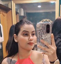 Aanchal Sharma - puta in Chandigarh