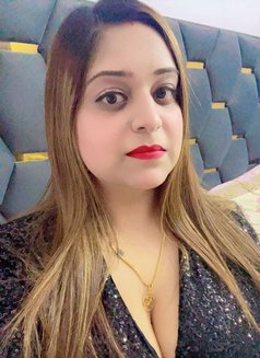 Aanchu Busty🥰 - escort in New Delhi Photo 2 of 7