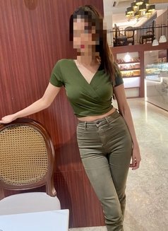 Divya Singh real meet or cam show - escort in Ahmedabad Photo 1 of 4