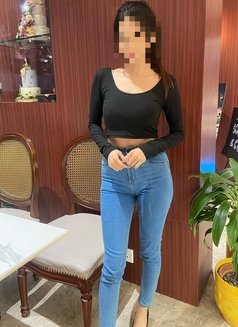 Divya Singh real meet or cam show - escort in Ahmedabad Photo 3 of 4