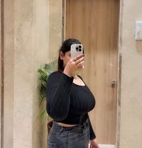 Malyali aano : Aanya college student - escort in Kochi