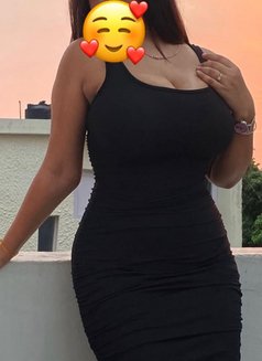 Aaradhya independent I am your gf - puta in New Delhi Photo 7 of 8