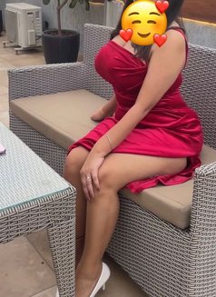 Aaradhya independent I am your gf - puta in New Delhi Photo 4 of 4