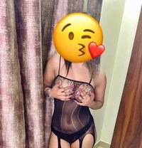 Aaradhya Real Meet and Cam Independent - escort in New Delhi Photo 10 of 12