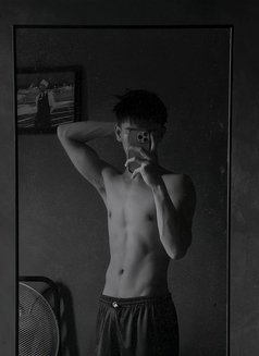 Aarav - Male escort in Bangalore Photo 1 of 3