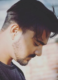Aarav - Male escort in Chandigarh Photo 4 of 5