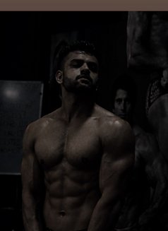 Aarav - Male escort in New Delhi Photo 2 of 3