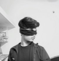 Aarav - Acompañantes masculino in Raipur