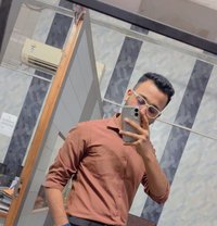 Aarav Khanna Saab - Male escort in Ghaziabad