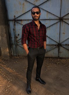 Aarav Rajput - Male companion in Durgapur Photo 7 of 8