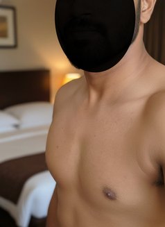 Aaren - Male escort in Chennai Photo 2 of 2