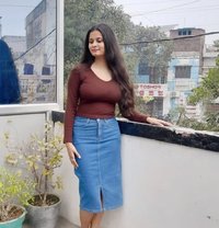 Aarohi - escort in Mumbai