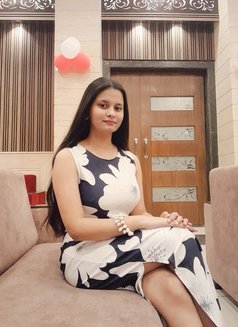 Aarohi - escort in Mumbai Photo 2 of 2