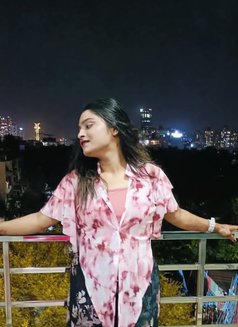 AAROHI ESCORT SERVICE - Agencia de putas in Gurgaon Photo 4 of 7