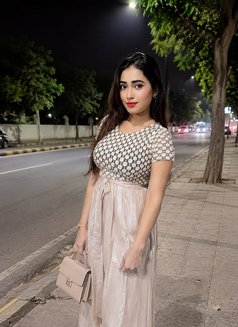 AAROHI INDIAN ESCORT SERVICE RUSSIAN - escort agency in Gurgaon Photo 8 of 14